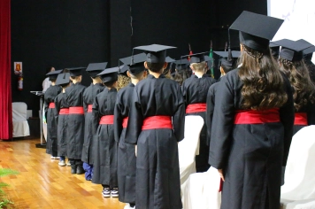 Foto - FORMATURA 5ª ANO EMEF. PROF. CLOVIS MANFIO 2025.