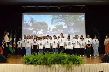 Foto - FORMATURA 5ª ANO EMEF. PROF. CLOVIS MANFIO 2025.