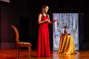 Foto - CINE TEATRO EM PEDRINHAS PAULISTA É PALCO DE ESPETÁCULO DE ÓPERA “NESSUN DORMA”.