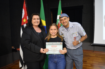 Foto - FORMATURA DO PROERD 2025 EM PEDRINHAS PAULISTA.