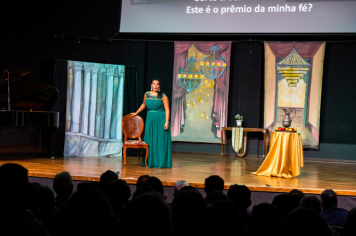 Foto - CINE TEATRO EM PEDRINHAS PAULISTA É PALCO DE ESPETÁCULO DE ÓPERA “NESSUN DORMA”.