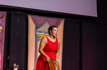 Foto - CINE TEATRO EM PEDRINHAS PAULISTA É PALCO DE ESPETÁCULO DE ÓPERA “NESSUN DORMA”.