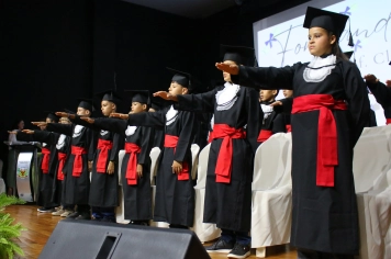 Foto - FORMATURA 5ª ANO EMEF. PROF. CLOVIS MANFIO 2025.