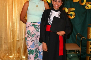 Foto - FORMATURA 5ª ANO EMEF. PROF. CLOVIS MANFIO 2025.