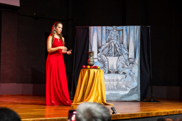 Foto - CINE TEATRO EM PEDRINHAS PAULISTA É PALCO DE ESPETÁCULO DE ÓPERA “NESSUN DORMA”.