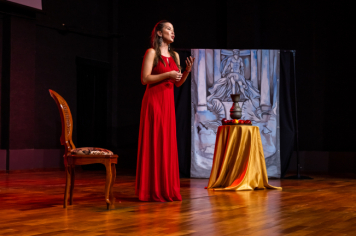Foto - CINE TEATRO EM PEDRINHAS PAULISTA É PALCO DE ESPETÁCULO DE ÓPERA “NESSUN DORMA”.