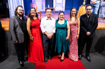 Foto - CINE TEATRO EM PEDRINHAS PAULISTA É PALCO DE ESPETÁCULO DE ÓPERA “NESSUN DORMA”.