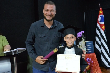 Foto - FORMATURA 5ª ANO EMEF. PROF. CLOVIS MANFIO 2025.