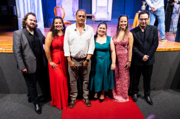 Foto - CINE TEATRO EM PEDRINHAS PAULISTA É PALCO DE ESPETÁCULO DE ÓPERA “NESSUN DORMA”.