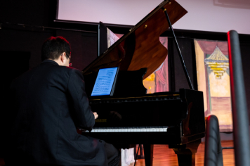 Foto - CINE TEATRO EM PEDRINHAS PAULISTA É PALCO DE ESPETÁCULO DE ÓPERA “NESSUN DORMA”.