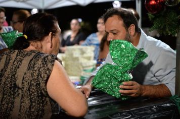 Foto - PROMOVE CANTATA DE NATAL E ENTREGA DE BRINQUEDOS COM A CHEGADA DO PAPAI NOEL