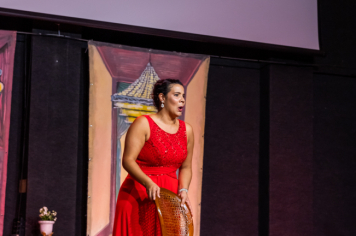 Foto - CINE TEATRO EM PEDRINHAS PAULISTA É PALCO DE ESPETÁCULO DE ÓPERA “NESSUN DORMA”.