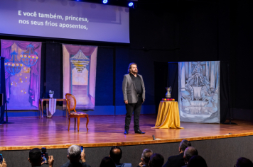 Foto - CINE TEATRO EM PEDRINHAS PAULISTA É PALCO DE ESPETÁCULO DE ÓPERA “NESSUN DORMA”.