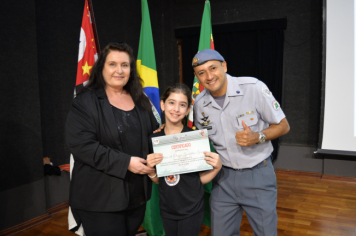 Foto - FORMATURA DO PROERD 2025 EM PEDRINHAS PAULISTA.