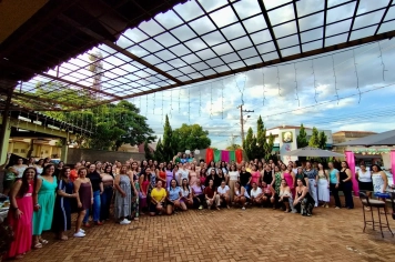 PREFEITURA DE PEDRINHAS PAULISTA PROMOVE CONFRATERNIZAÇÃO EM CELEBRAÇÃO AO DIA INTERNACIONAL DA MULHER.