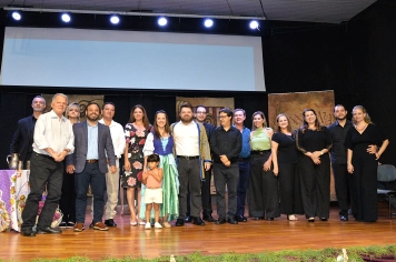 CINE TEATRO EM PEDRINHAS PAULISTA É PALCO DE ESPETÁCULO DE ÓPERA “ELIXIR E SEUS AMORES”.