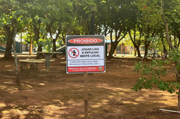 PREFEITURA INTENSIFICA AÇÕES DE CONSCIENTIZAÇÃO SOBRE O DESCARTE DE RESÍDUOS E ENTULHO.
