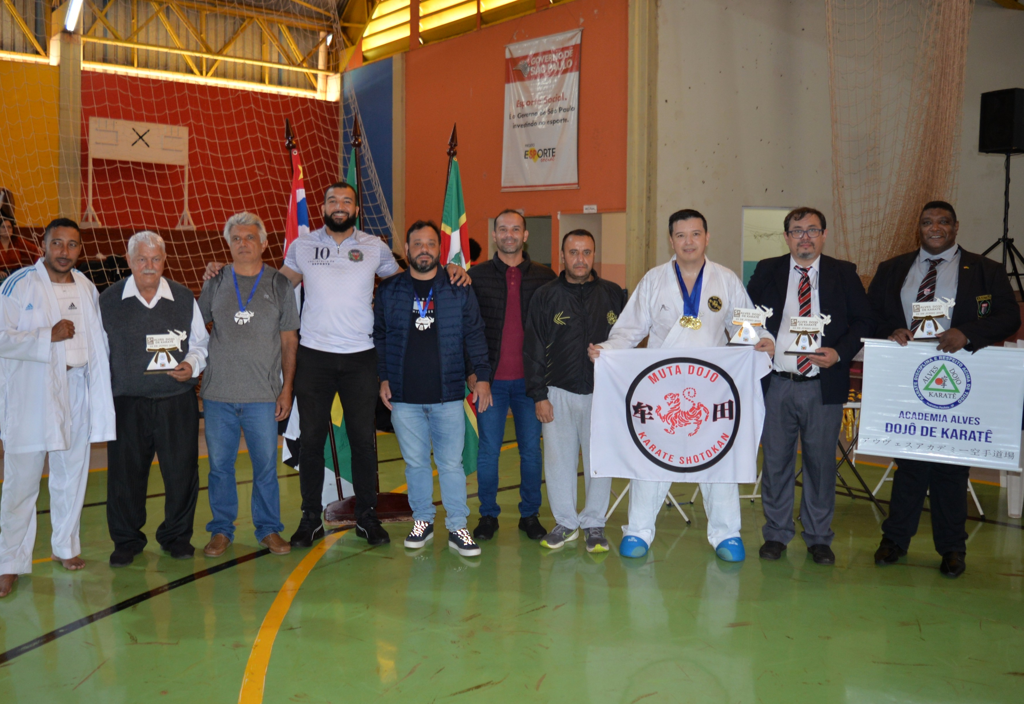 PREFEITURA PROMOVE 5ª COPA ALVES DOJO DE KARATE.