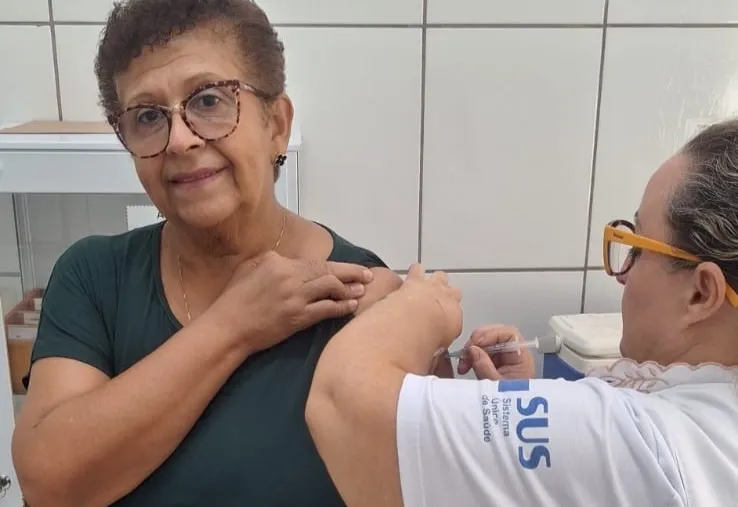 PREFEITURA MUNICIPAL DE PEDRINHAS PAULISTA PROMOVE O DIA D DE VACINAÇÃO CONTRA A INFLUENZA.