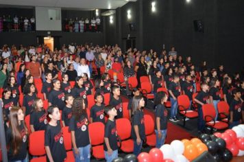 Foto - FORMATURA DO PROERD 2024 EM PEDRINHAS PAULISTA. 