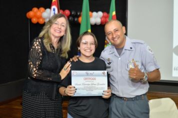 Foto - FORMATURA DO PROERD 2024 EM PEDRINHAS PAULISTA. 