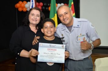 Foto - FORMATURA DO PROERD 2024 EM PEDRINHAS PAULISTA. 