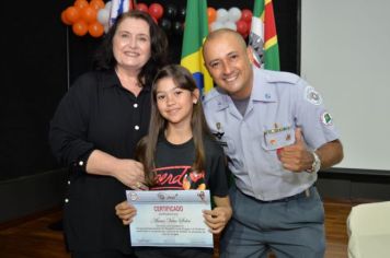 Foto - FORMATURA DO PROERD 2024 EM PEDRINHAS PAULISTA. 