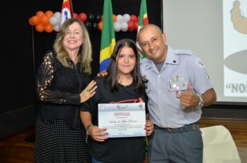 Foto - FORMATURA DO PROERD 2024 EM PEDRINHAS PAULISTA. 