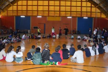 Foto - 1ª COLONIA DE FÉRIAS PROMOVIDA PELA PREFEITURA MUNICIPAL É UM SUCESSO EM PEDRINHAS PAULISTA COM MAIS DE 100 ATIVIDADES RECREATIVAS.