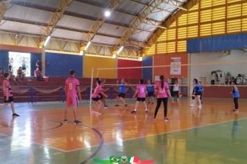 Foto - CAMPEONATO DE VÔLEI MISTO.