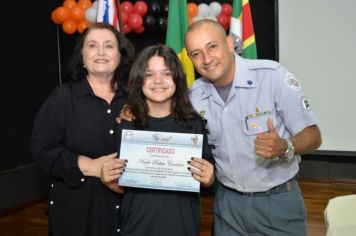 Foto - FORMATURA DO PROERD 2024 EM PEDRINHAS PAULISTA. 