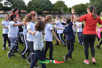 Foto - 1ª COLONIA DE FÉRIAS PROMOVIDA PELA PREFEITURA MUNICIPAL É UM SUCESSO EM PEDRINHAS PAULISTA COM MAIS DE 100 ATIVIDADES RECREATIVAS.