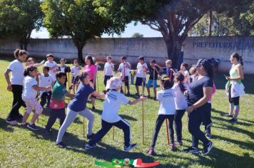 Foto - 1ª COLONIA DE FÉRIAS PROMOVIDA PELA PREFEITURA MUNICIPAL É UM SUCESSO EM PEDRINHAS PAULISTA COM MAIS DE 100 ATIVIDADES RECREATIVAS.