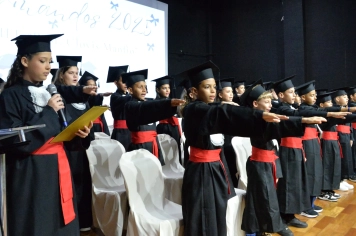 Foto - FORMATURA 5ª ANO EMEF. PROF. CLOVIS MANFIO 2025.