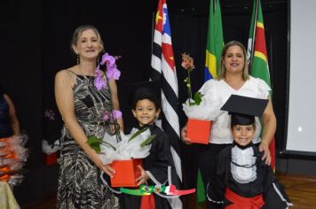 Foto - FORMATURA DOS ALUNOS DA EMEI. FRANCESCO ROMANO.