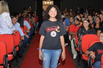 Foto - FORMATURA DO PROERD 2024 EM PEDRINHAS PAULISTA. 