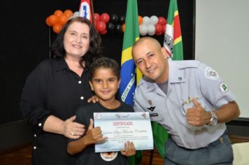 Foto - FORMATURA DO PROERD 2024 EM PEDRINHAS PAULISTA. 