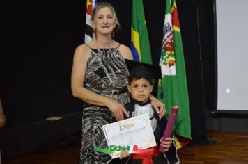 Foto - FORMATURA DOS ALUNOS DA EMEI. FRANCESCO ROMANO.