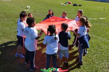 Foto - 1ª COLONIA DE FÉRIAS PROMOVIDA PELA PREFEITURA MUNICIPAL É UM SUCESSO EM PEDRINHAS PAULISTA COM MAIS DE 100 ATIVIDADES RECREATIVAS.