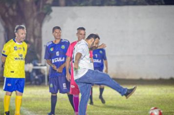 Foto - PREFEITURA COMEMORA A ILUMINAÇÃO DO ESTADIO MUNICIPAL COM O 1º JOGO DAS ESTRELAS.