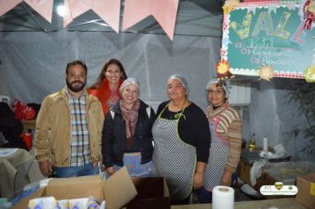 Foto - PREFEITURA MUNICIPAL REALIZA FESTA JUNINA DA ESCOLA CLOVIS MANFIO 2023.