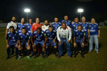 Foto - PREFEITURA COMEMORA A ILUMINAÇÃO DO ESTADIO MUNICIPAL COM O 1º JOGO DAS ESTRELAS.