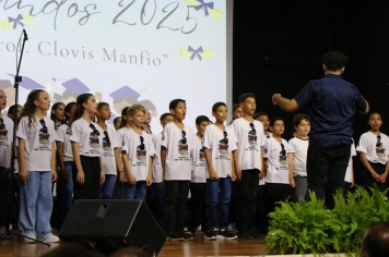 Foto - FORMATURA 5ª ANO EMEF. PROF. CLOVIS MANFIO 2025.