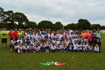 Foto - 1ª COLONIA DE FÉRIAS PROMOVIDA PELA PREFEITURA MUNICIPAL É UM SUCESSO EM PEDRINHAS PAULISTA COM MAIS DE 100 ATIVIDADES RECREATIVAS.