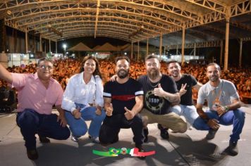 Foto - PEDRINHAS PAULISTA COMEMORA 71 ANOS.