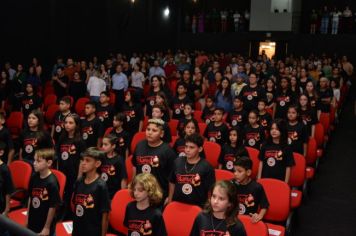 Foto - FORMATURA DO PROERD 2024 EM PEDRINHAS PAULISTA. 