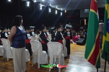 Foto - FORMATURA DOS ALUNOS DA EMEI. FRANCESCO ROMANO.