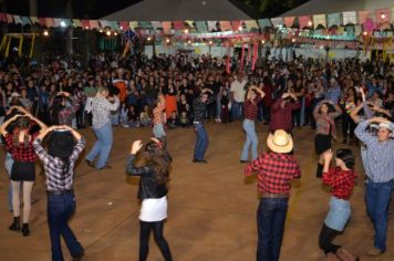 Foto - PEDRINHAS PAULISTA REALIZA MAIS UMA EDIÇÃO DA TRADICIONAL FESTA DA VILA.