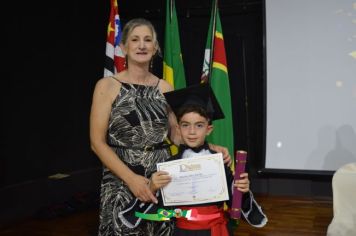 Foto - FORMATURA DOS ALUNOS DA EMEI. FRANCESCO ROMANO.