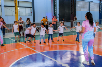 Foto - PREFEITURA INAUGURA REFORMA E ADEQUAÇÃO DA ECOLA CLOVIS MANFIO.